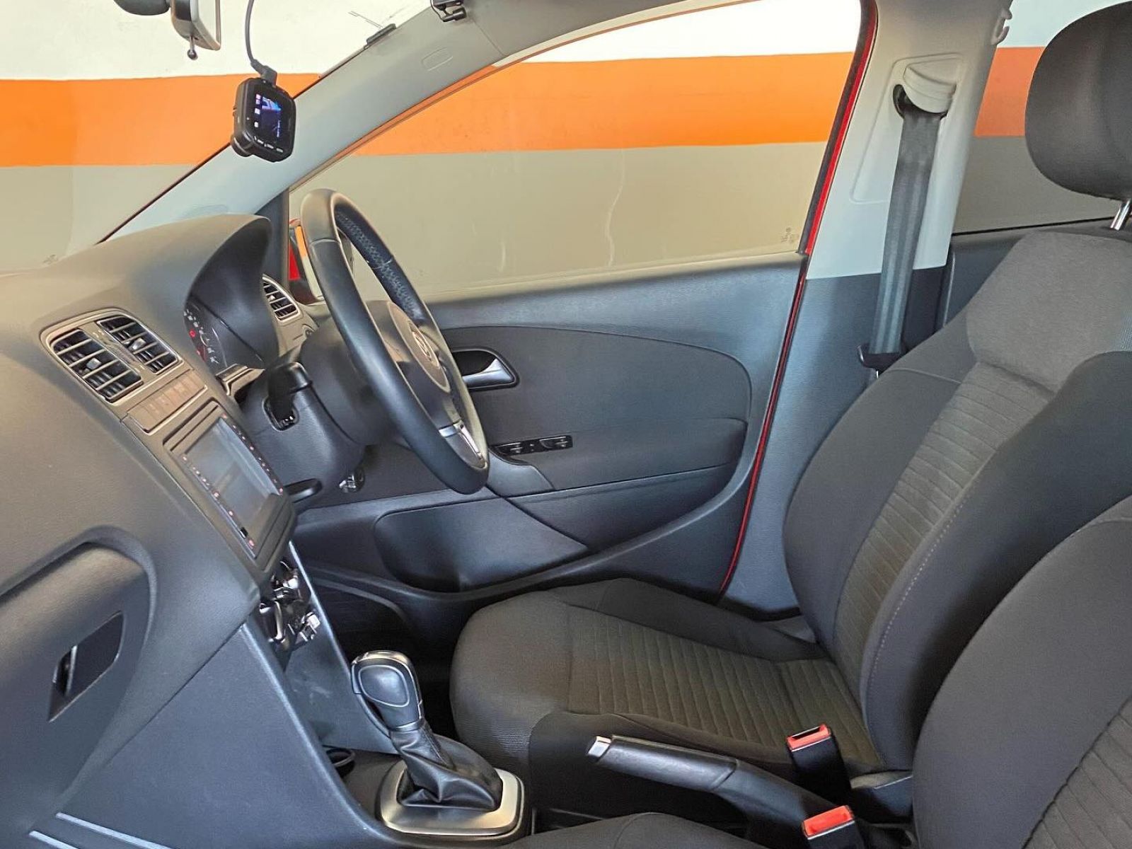 2014 Volkswagen Polo photo 4