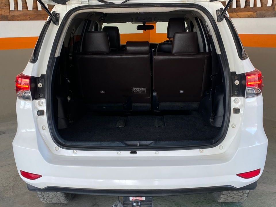 2020 Toyota Fortuner photo 7