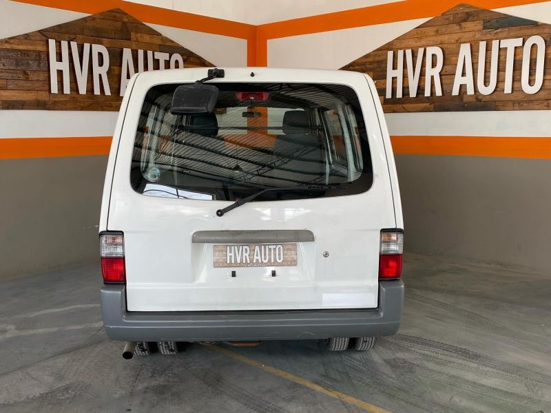 2013 Mazda Bongo photo 8