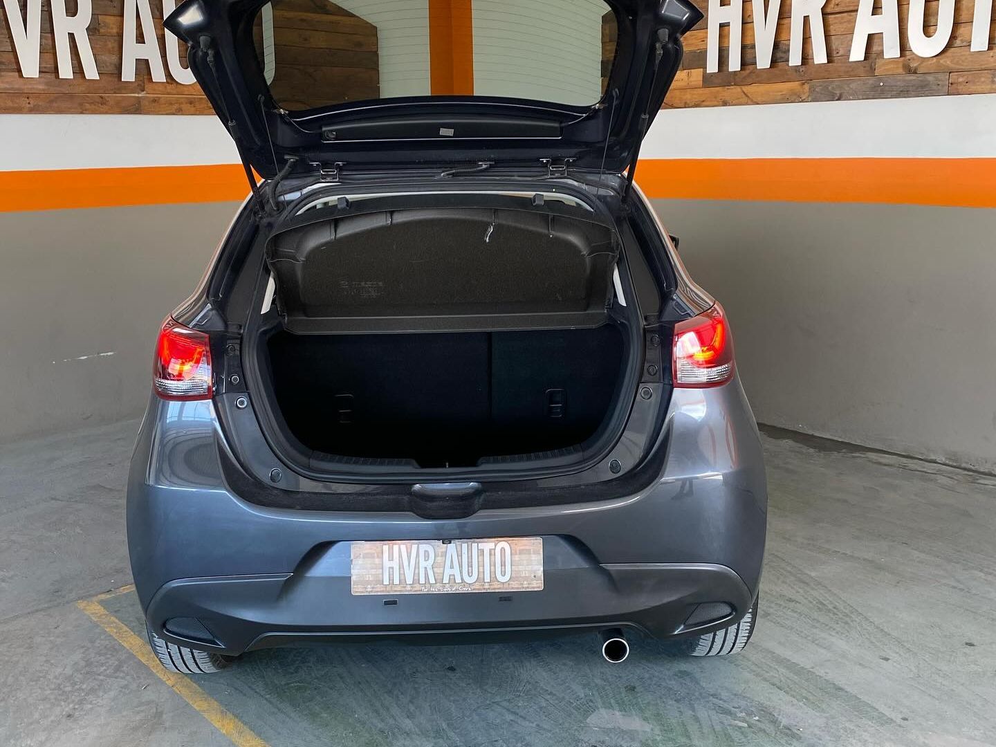2014 Mazda Demio photo 8