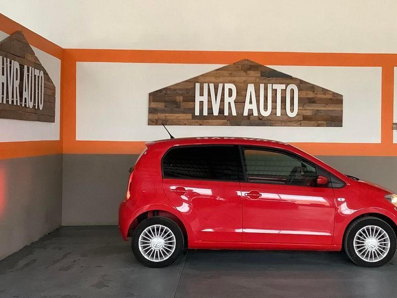 2013 Volkswagen Up photo 2
