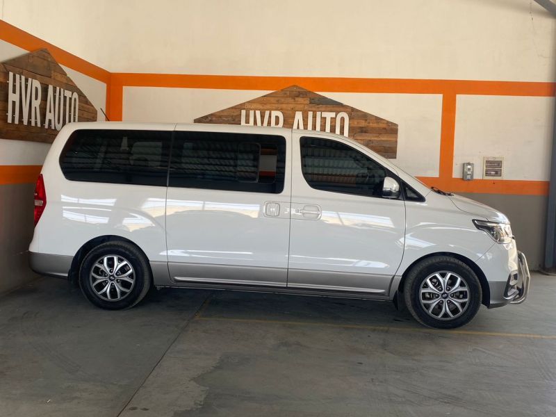 2020 Hyundai H1 photo 2
