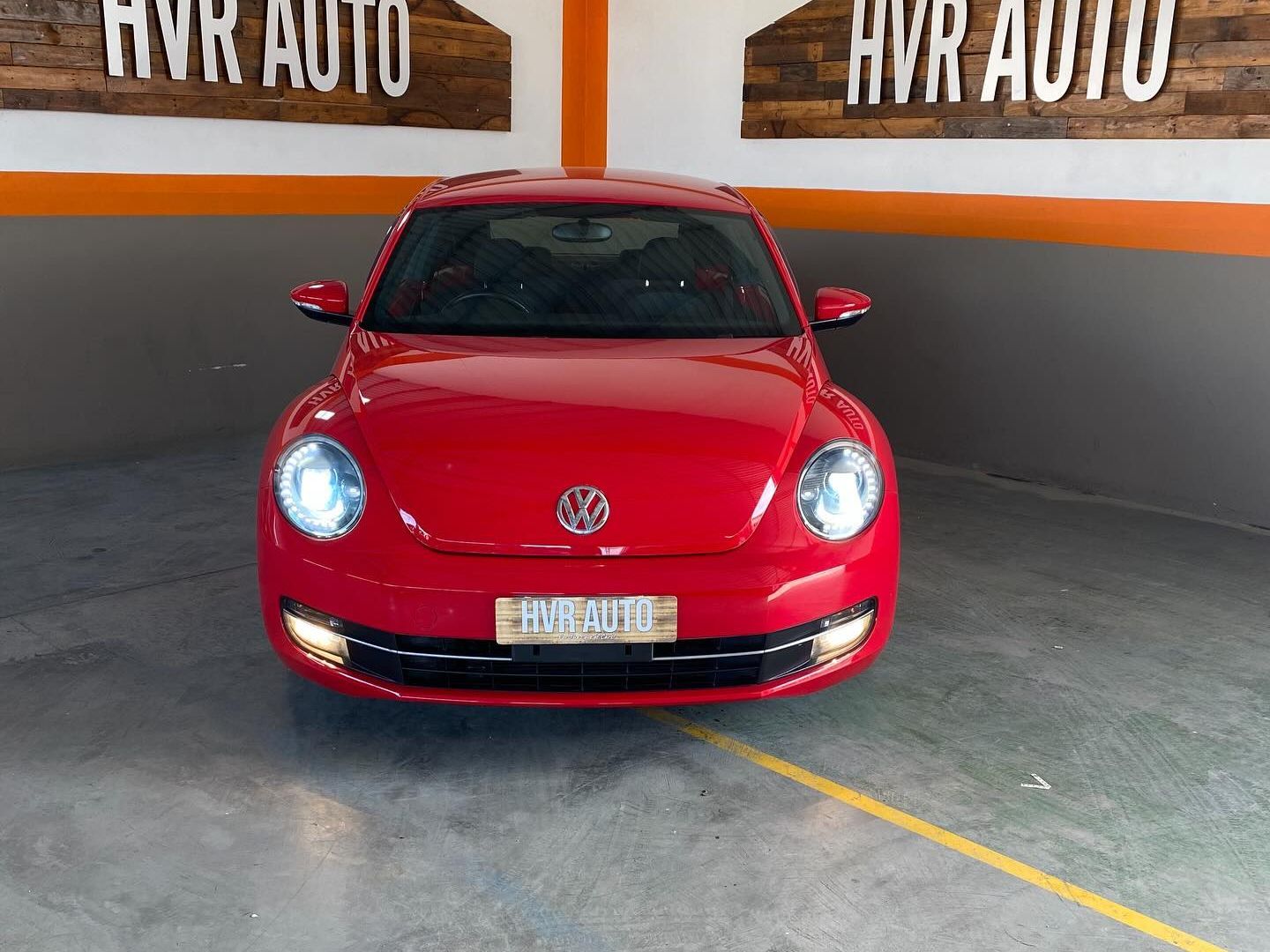 2013 Volkswagen Beetle photo 1