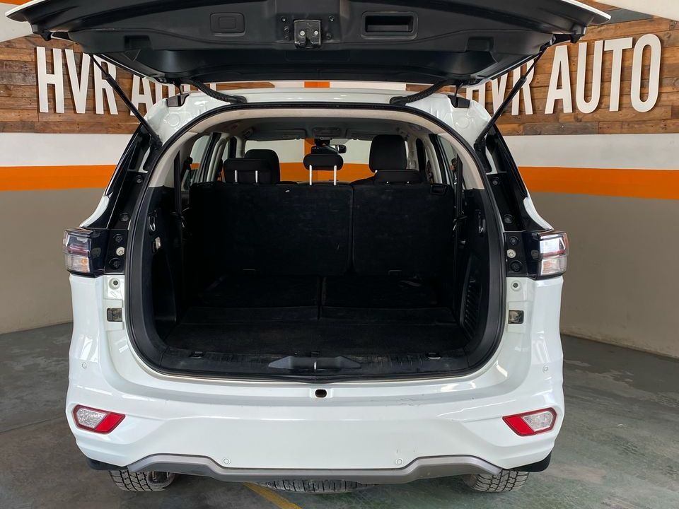 2022 Isuzu MU-X photo 7