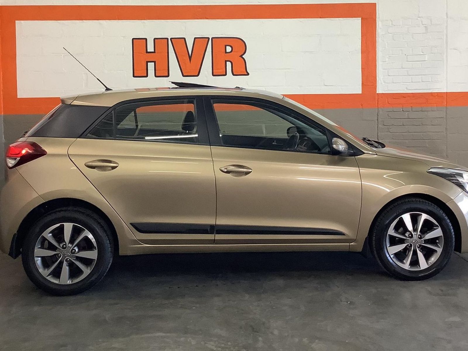 2016 Hyundai i20 photo 2