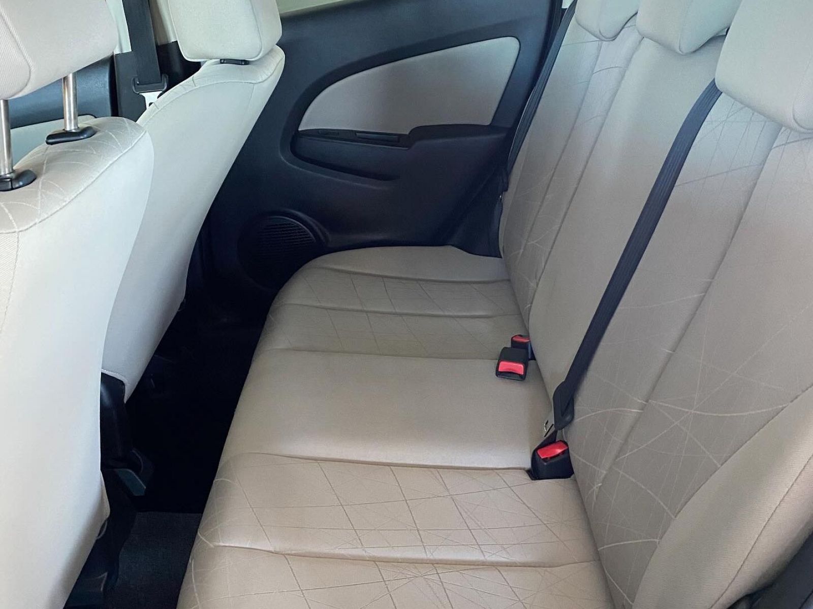 2014 Mazda Demio photo 5