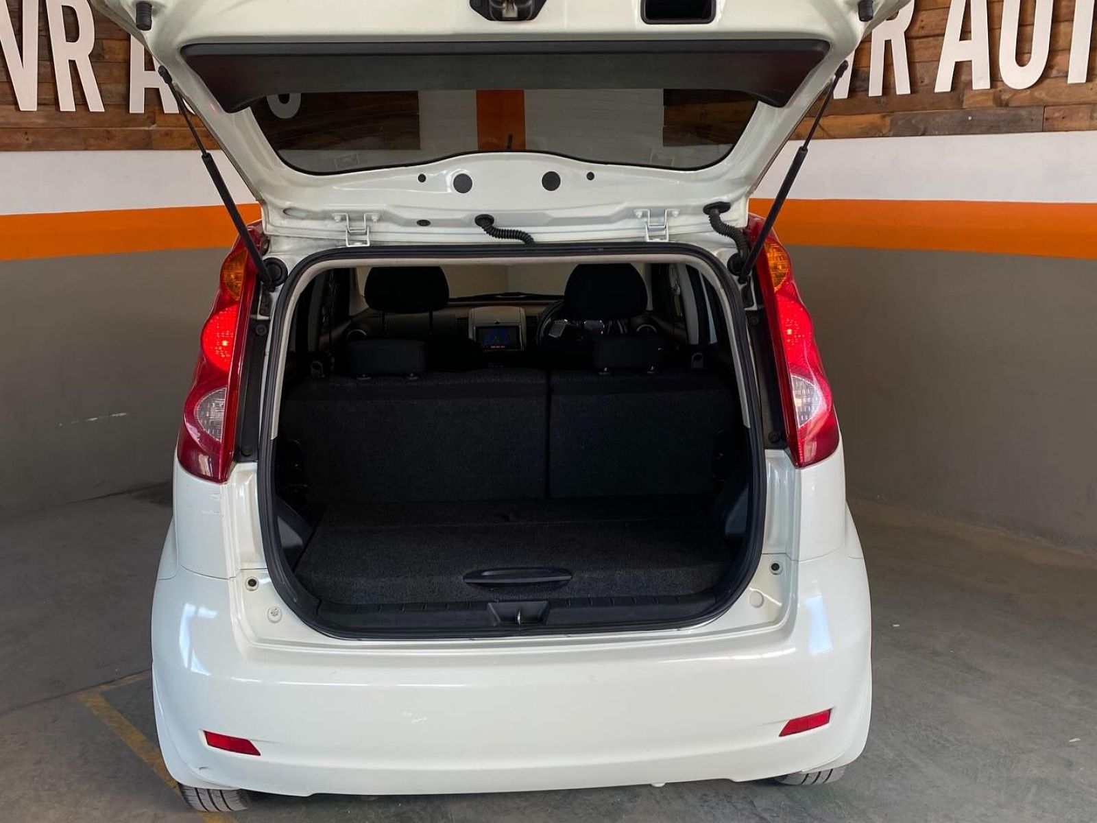 2012 Nissan Note photo 6