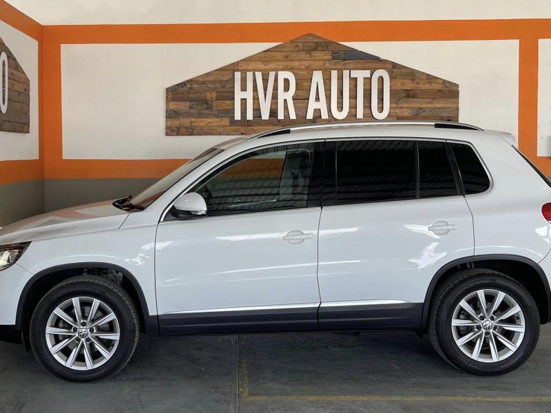 2014 Volkswagen Tiguan photo 3