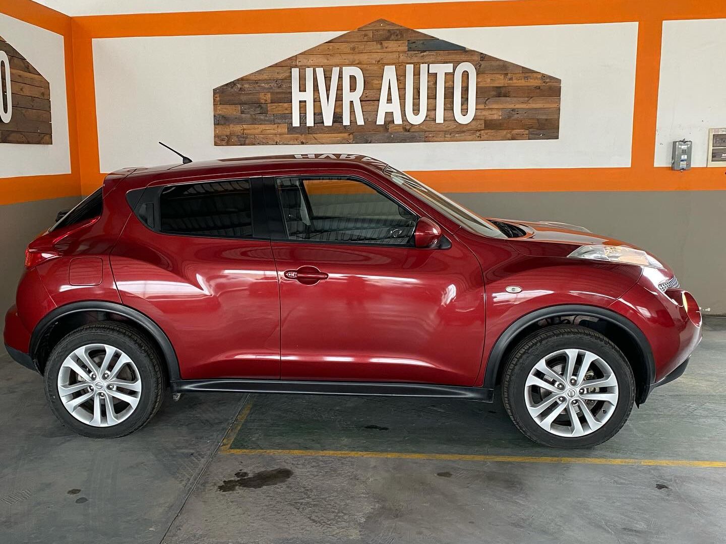 2014 Nissan Juke photo 2