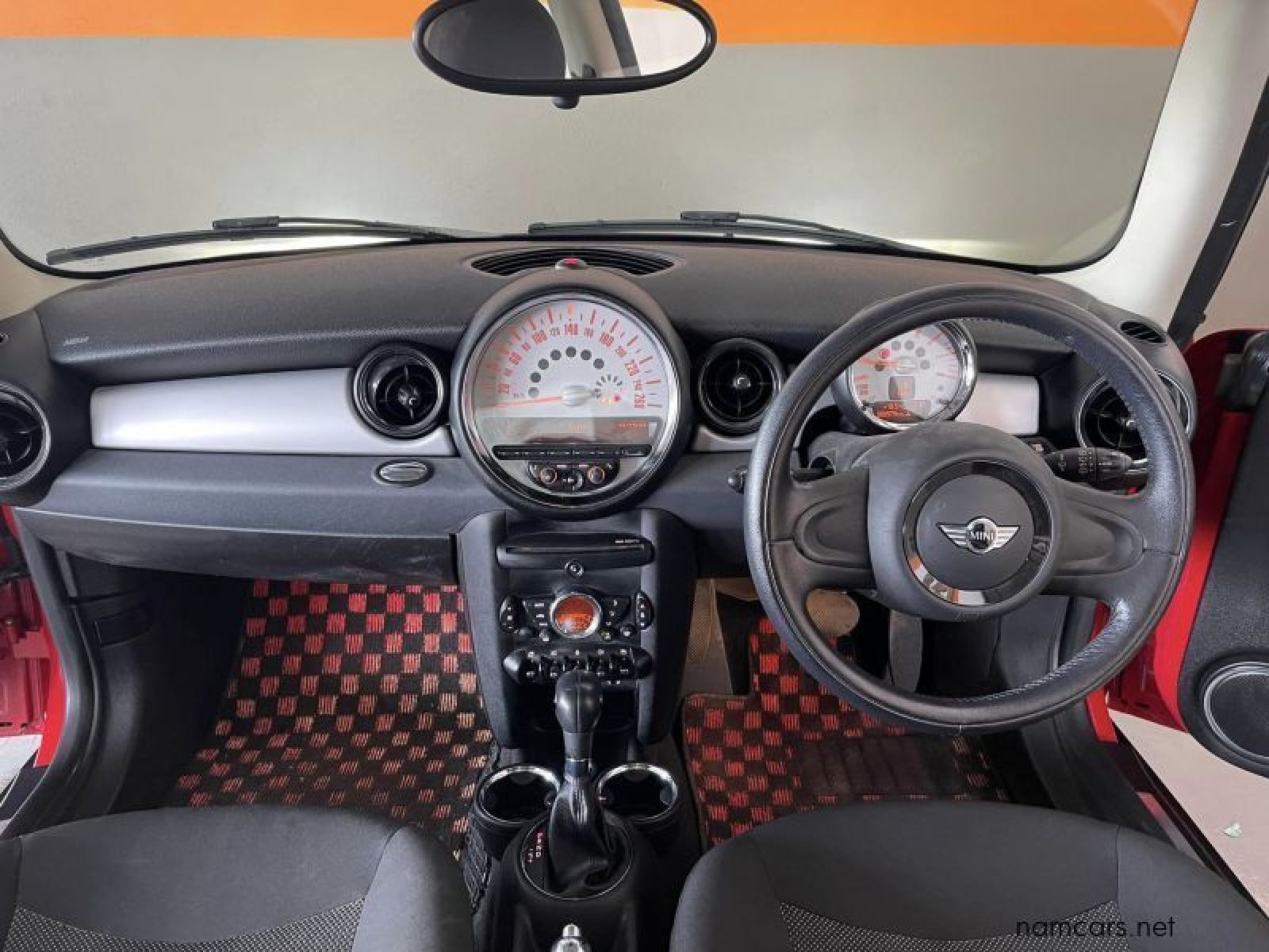 2012 Mini Cooper photo 6