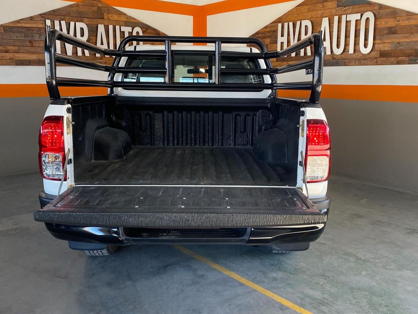 2024 Toyota Hilux photo 7