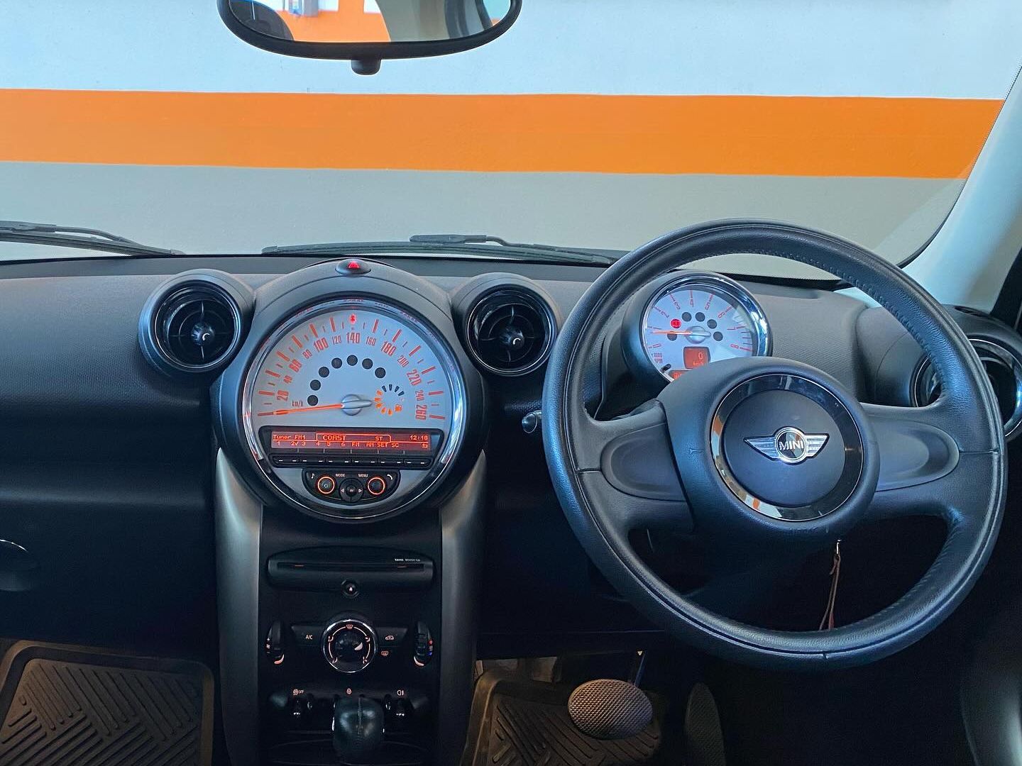 2013 Mini Cooper photo 5