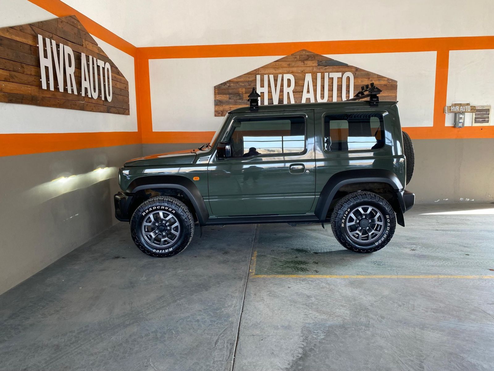 2019 Suzuki Jimny photo 3
