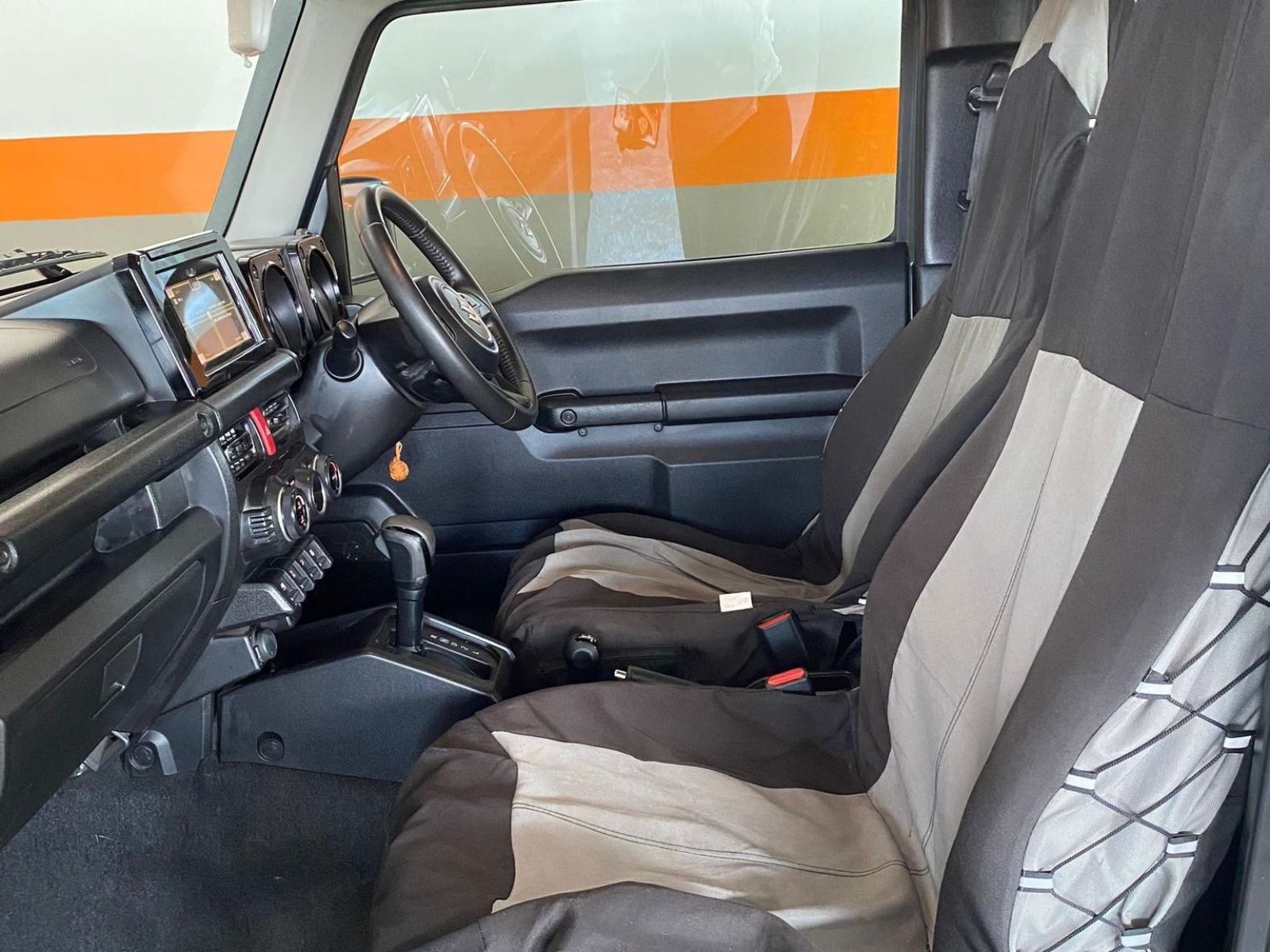 2019 Suzuki Jimny photo 4