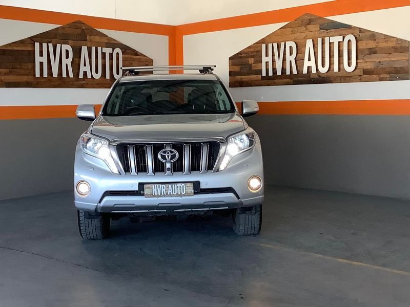 2014 Toyota Prado photo 1