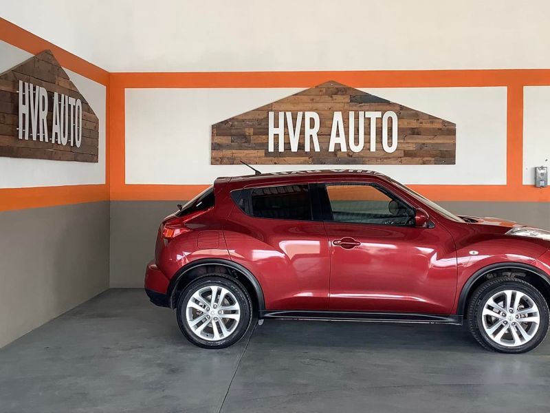 2014 Nissan Juke photo 2