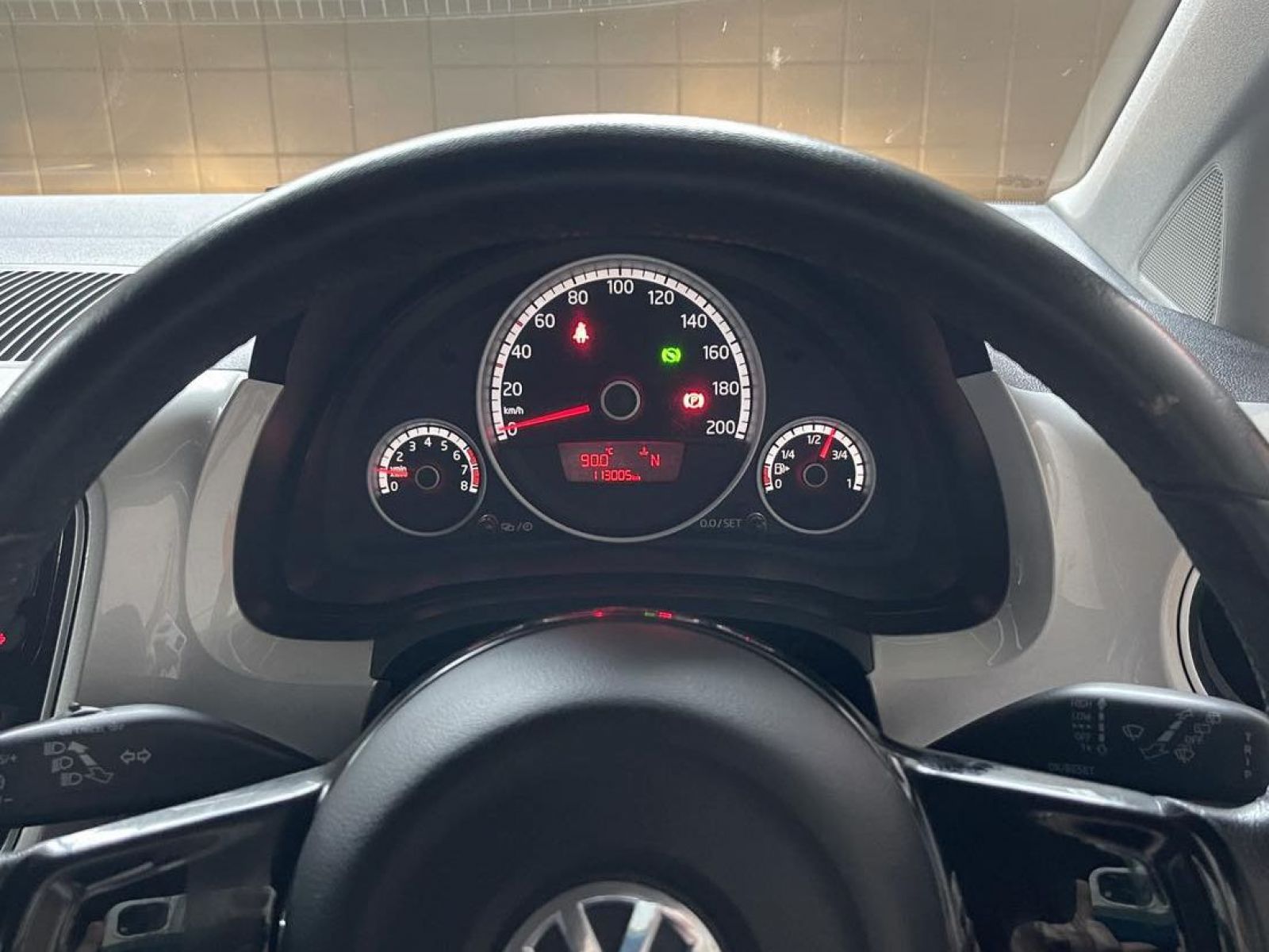 2013 Volkswagen Up photo 6