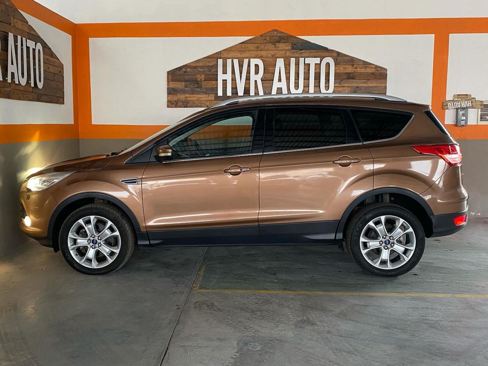 2015 Ford Kuga photo 3