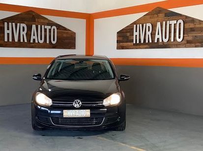 2011 Volkswagen Golf photo 1
