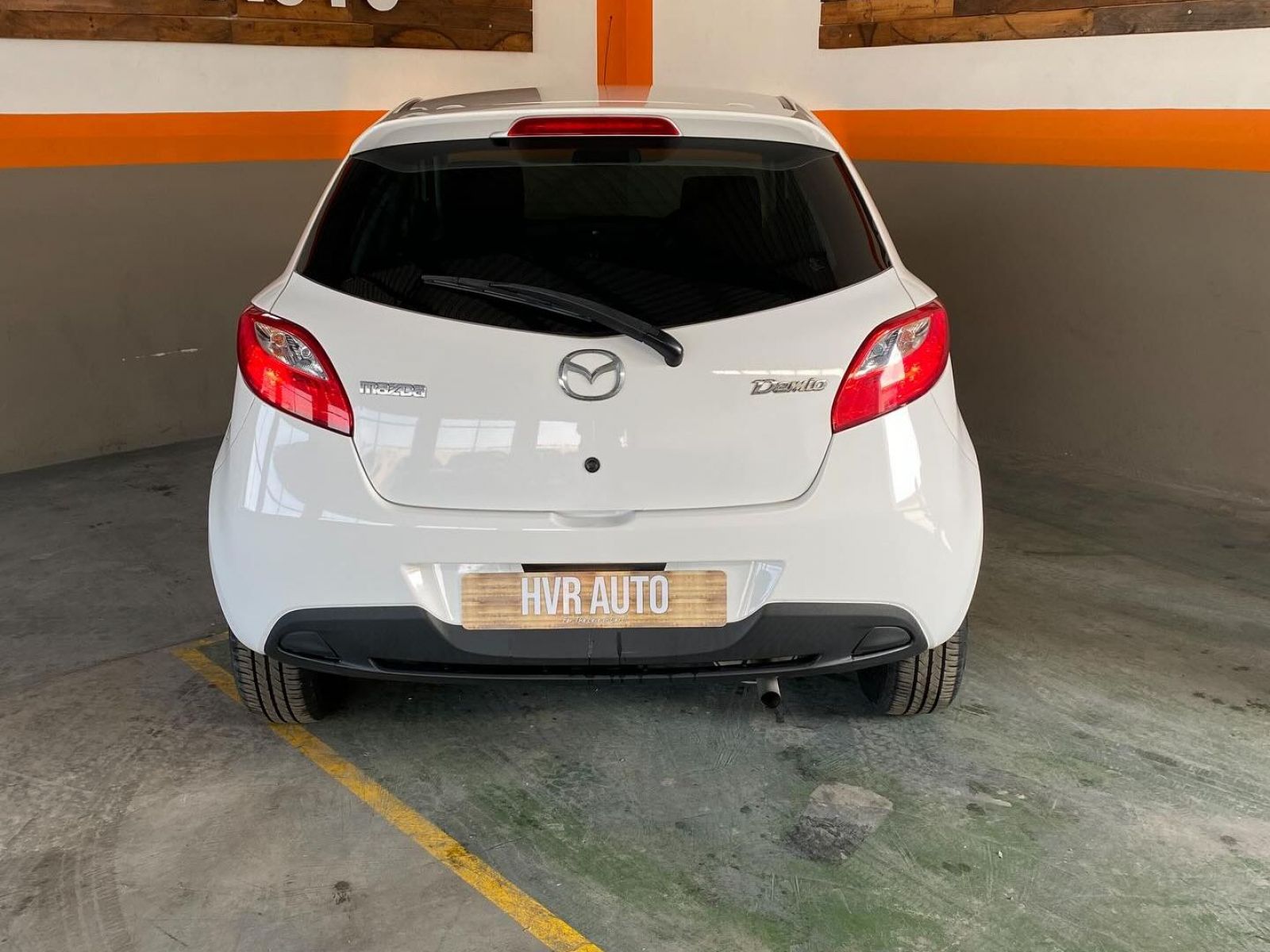 2013 Mazda Demio photo 8