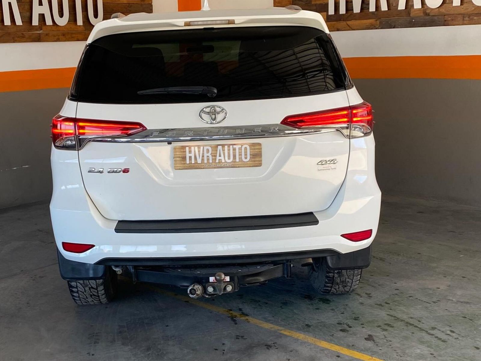2020 Toyota Fortuner photo 7