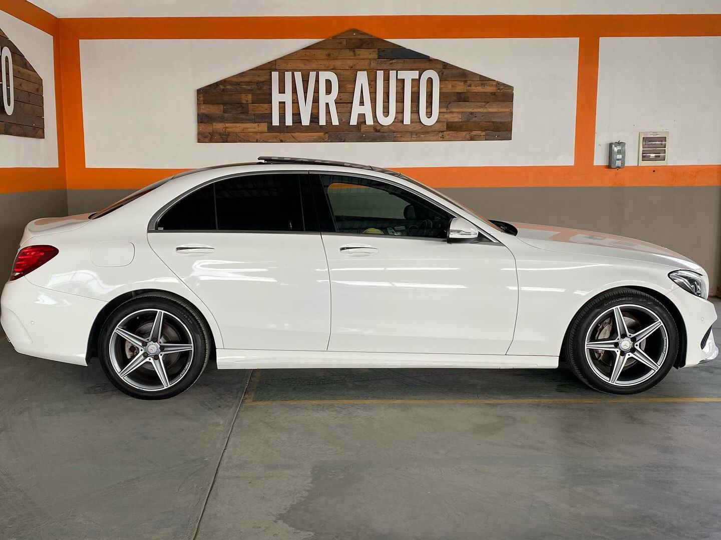 2014 Mercedes-Benz C Class photo 2