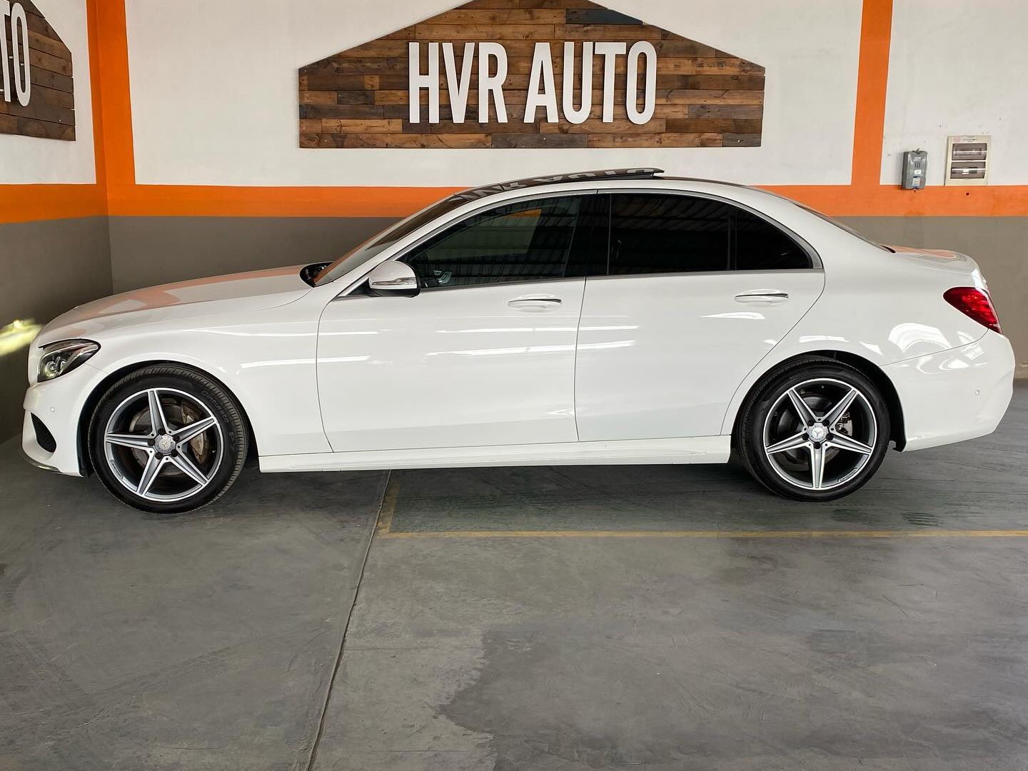 2014 Mercedes-Benz C Class photo 3