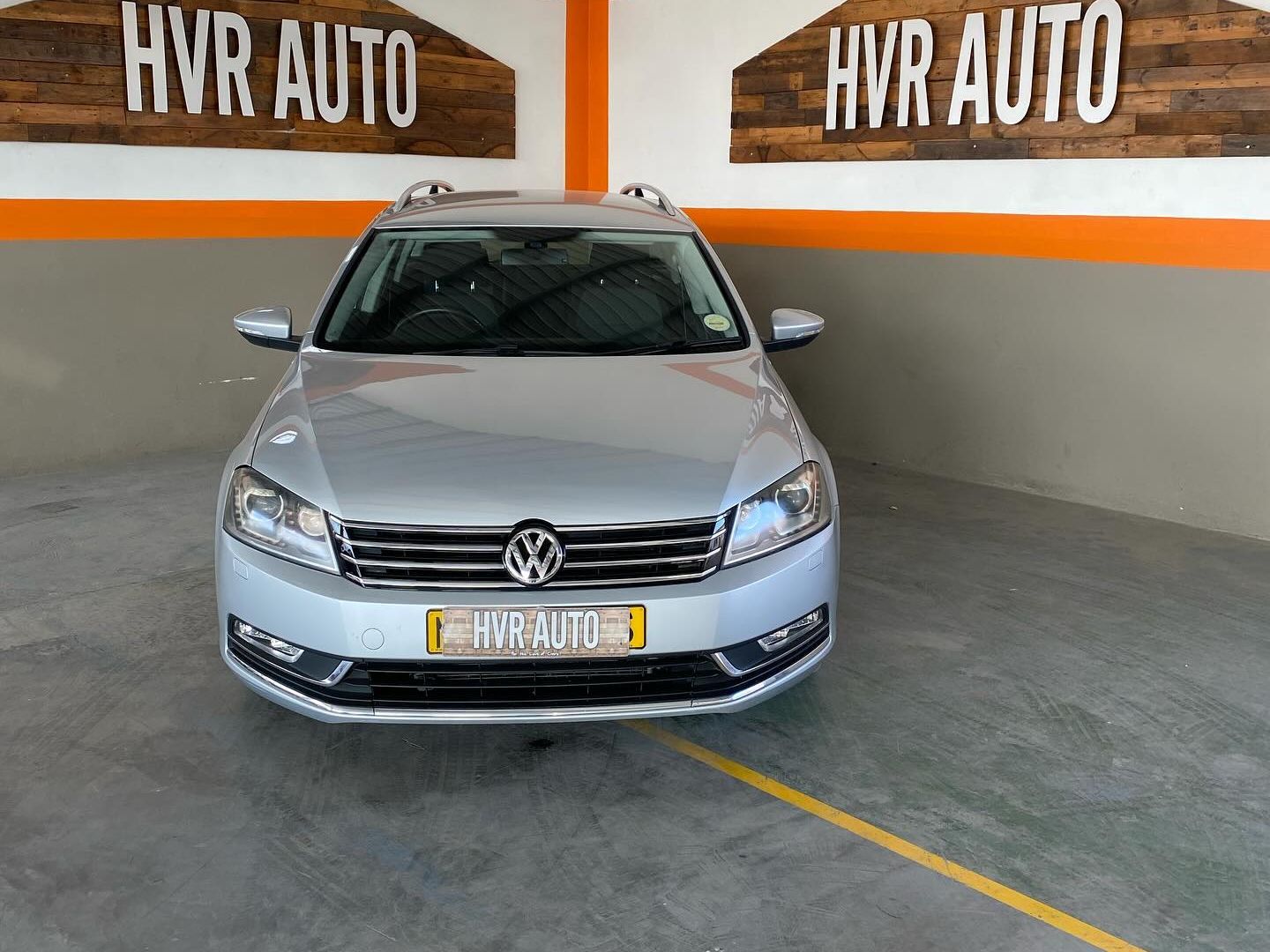 2014 Volkswagen Passat photo 1