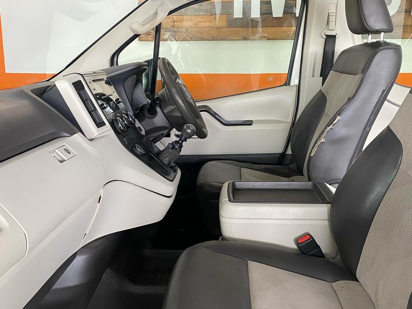 2019 Toyota Quantum photo 5