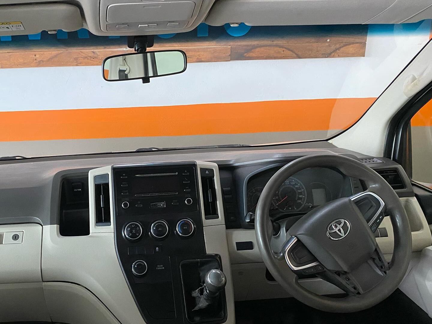 2019 Toyota Quantum photo 6