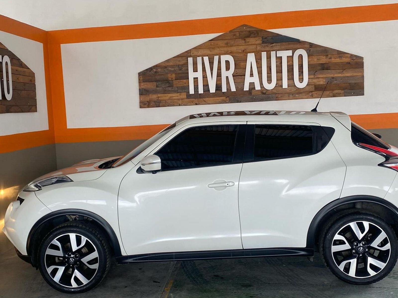 2016 Nissan Juke photo 3