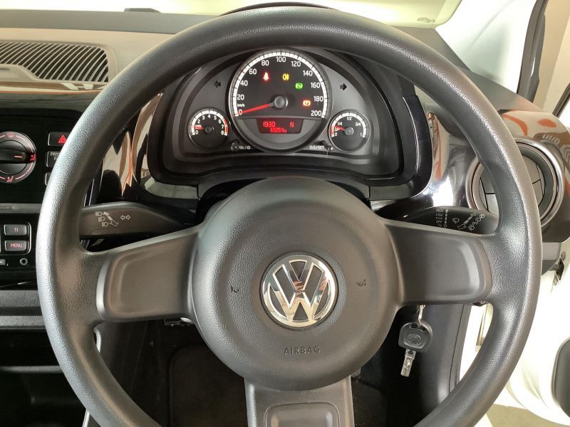 2012 Volkswagen Up photo 6