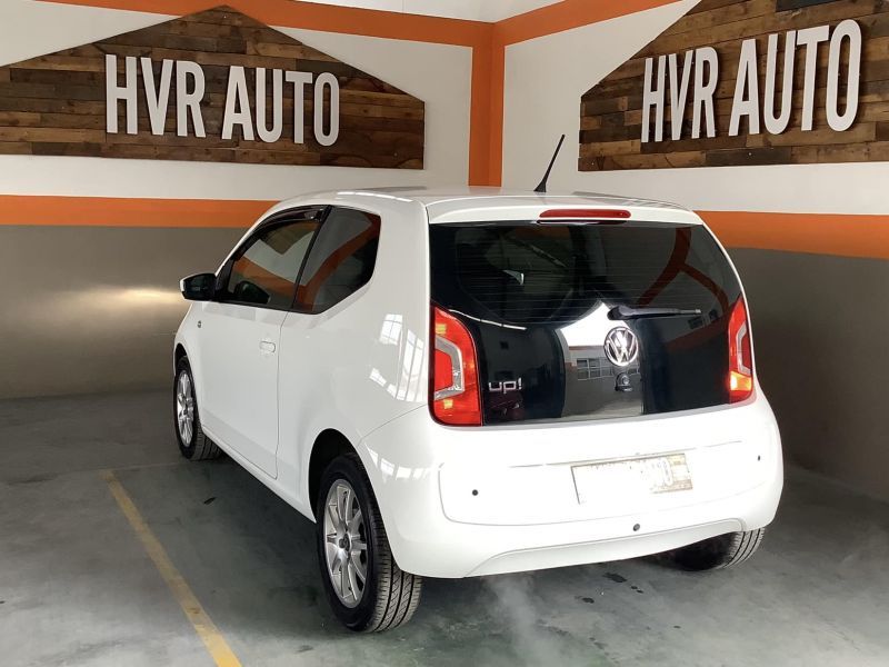 2012 Volkswagen Up photo 7