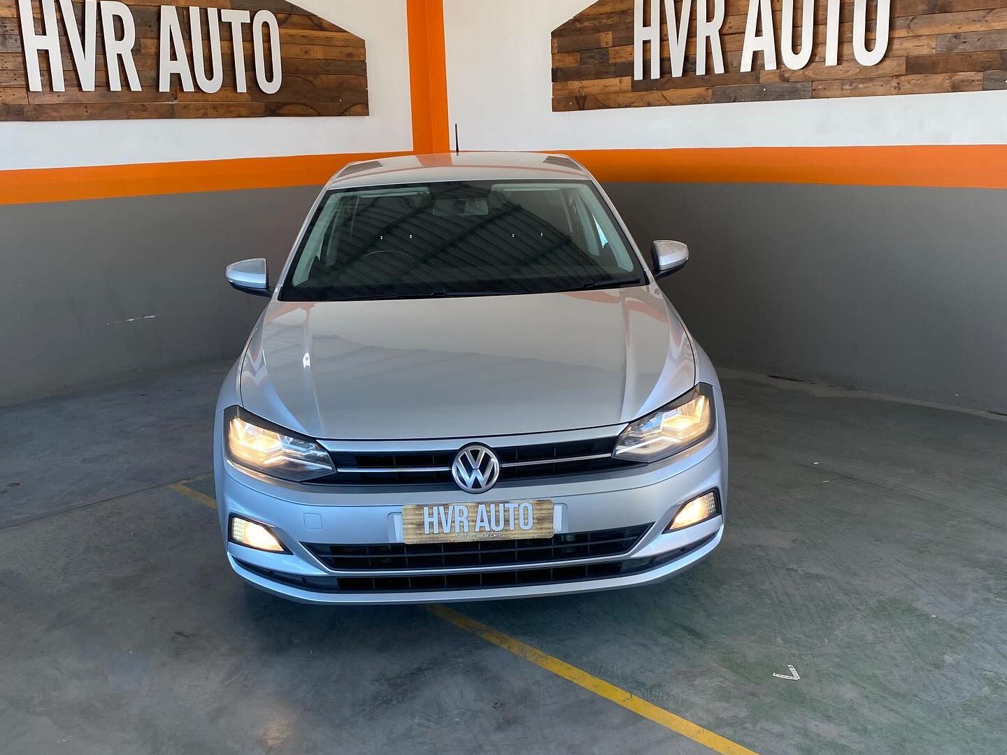 2019 Volkswagen Polo photo 1