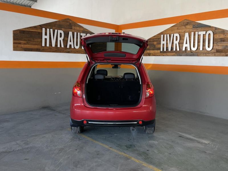 2011 Mazda Verisa photo 9