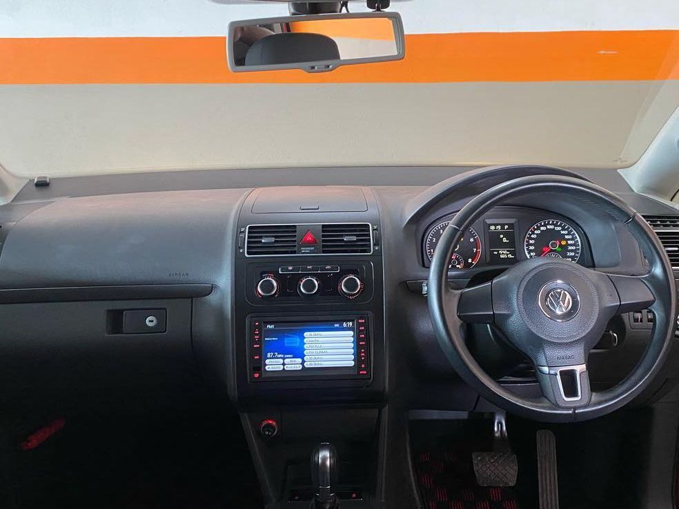 2012 Volkswagen Touran photo 5