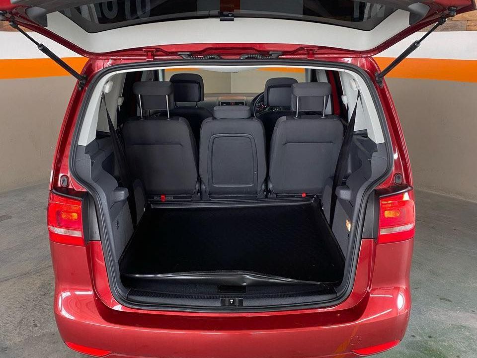 2012 Volkswagen Touran photo 7