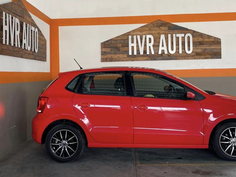 2012 Volkswagen Polo photo 2