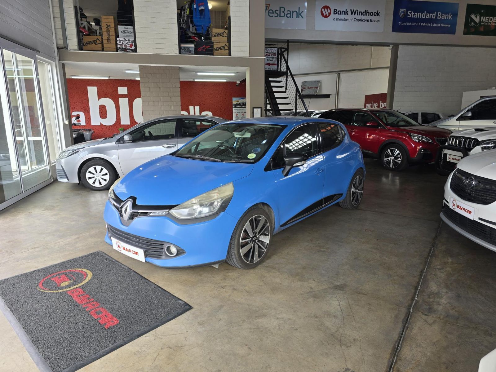 2015 Renault Clio photo 3