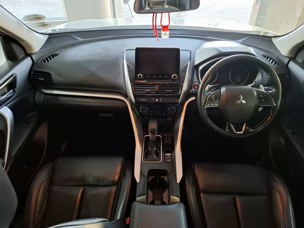 2022 Mitsubishi Eclipse photo 7