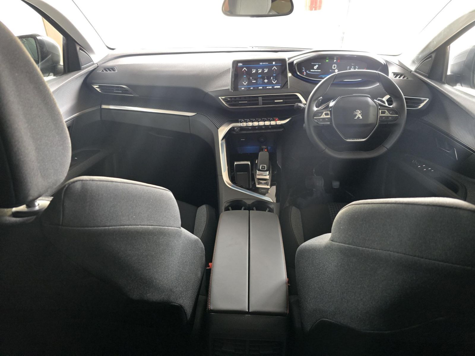 2020 Peugeot 5008 photo 5