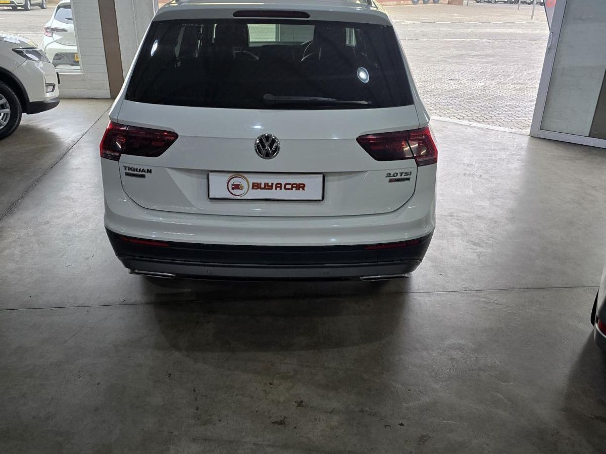 2018 Volkswagen Tiguan photo 4