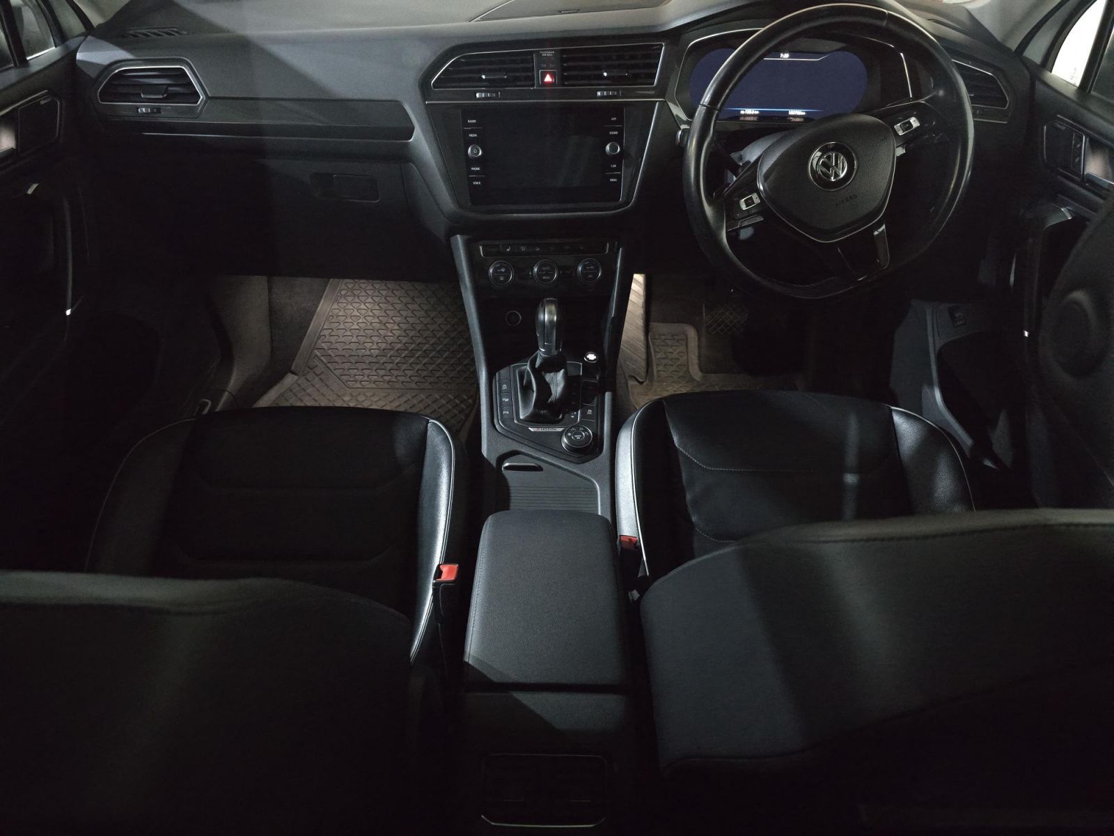 2018 Volkswagen Tiguan photo 5