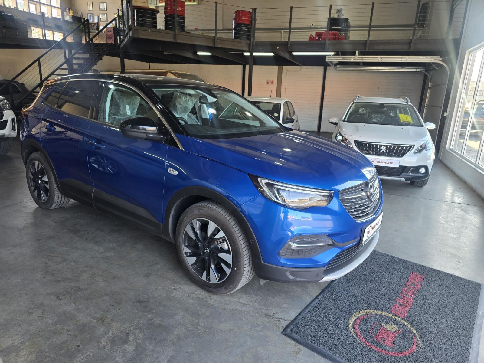 2020 Opel Grandland X photo 1