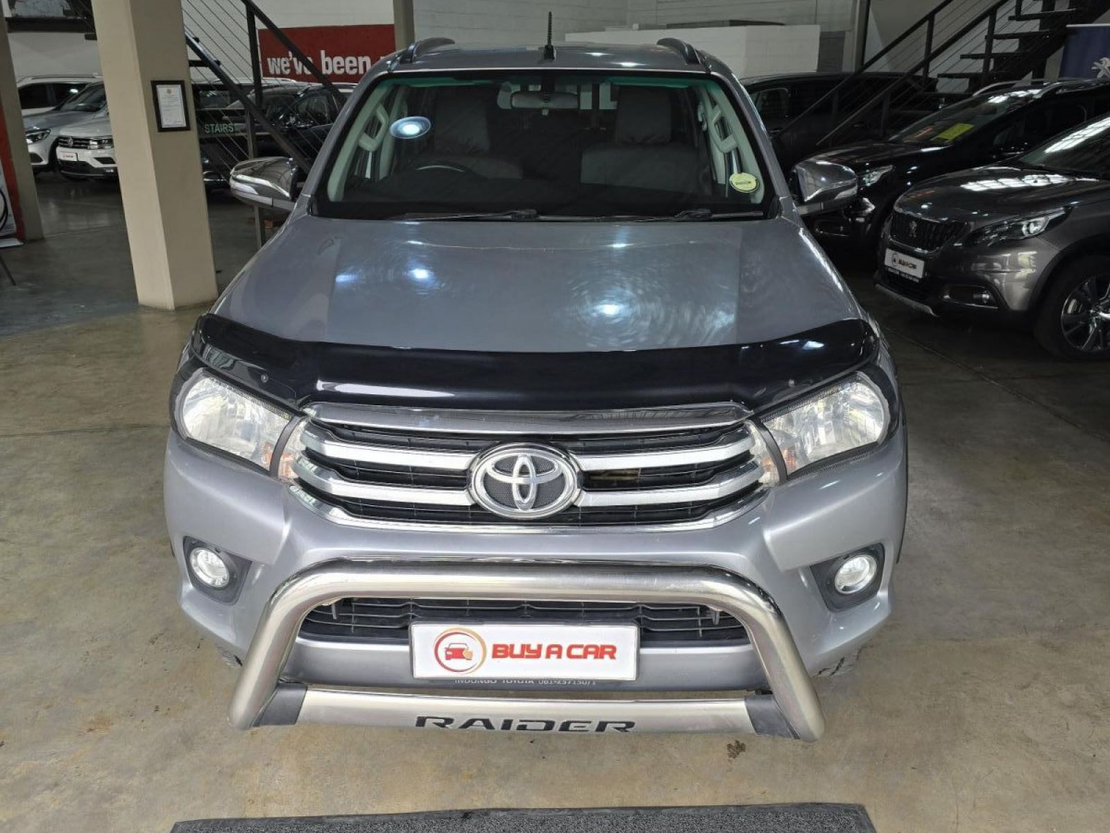 2016 Toyota Hilux photo 2
