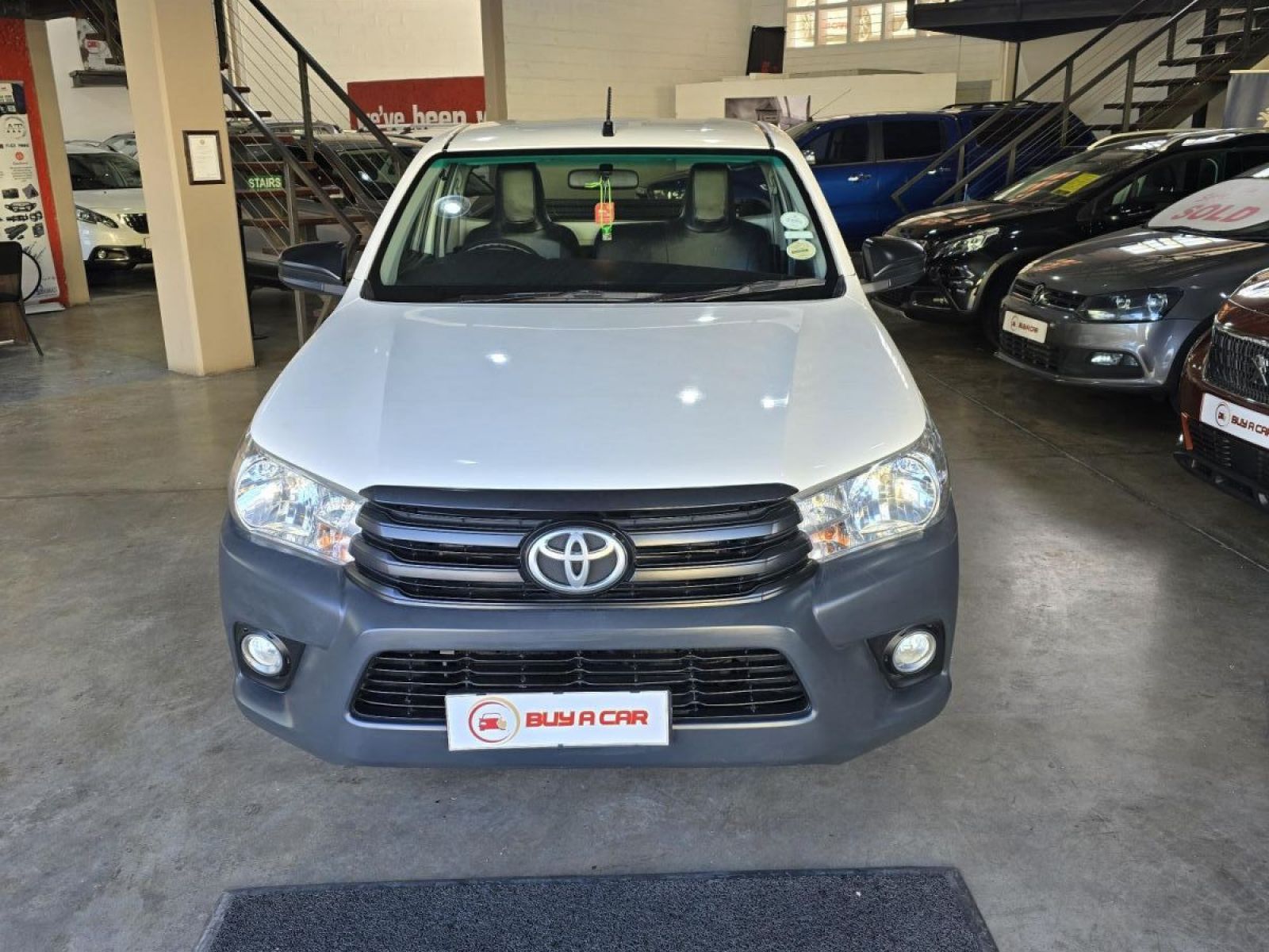2018 Toyota Hilux photo 2