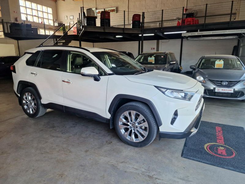 2020 Toyota Rav4 photo 1