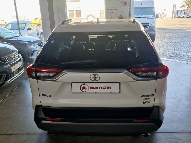 2020 Toyota Rav4 photo 4