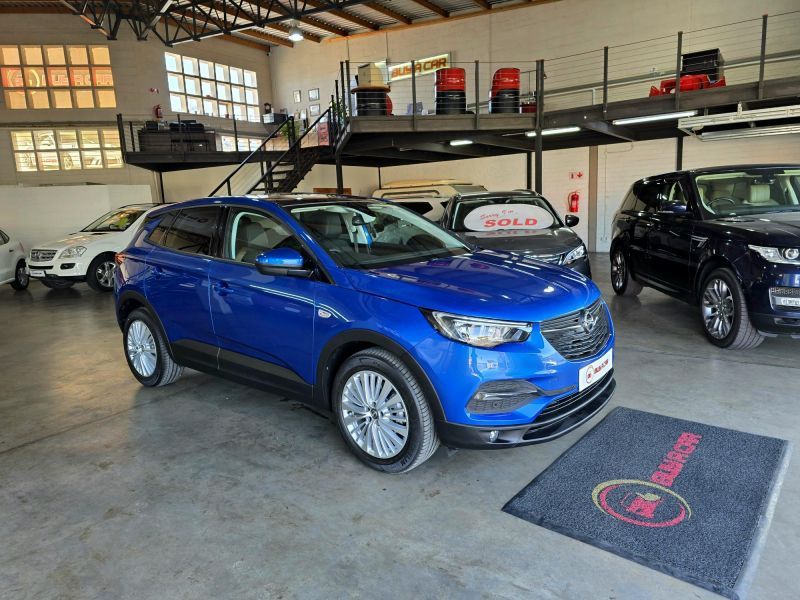 2020 Opel Grandland X photo 1