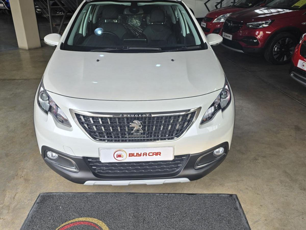 2020 Peugeot 2008 photo 2